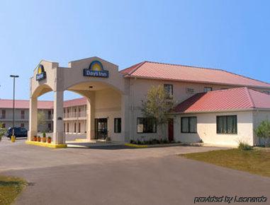 Days Inn Of Centre Eksteriør bilde